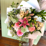 GRAND VALENTINE PASTEL BUNCH (DELIVERED ON 13th & 14th FEB ONLY)